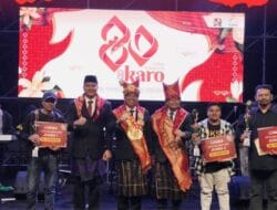 Bupati Karo Serahkan Hadiah kepada Pemenang Lomba Cipta Lagu (Mars Kabupaten Karo) dalam Rangka Perayaan Hari Jadi Karo ke 80 Tahun 2026
