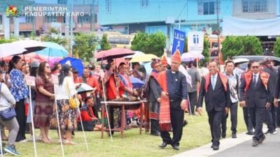 Bupati Karo dan Jajaran Forkopimda Ikuti Pawai Paskah Oikumene Kabupaten Karo Tahun 2026