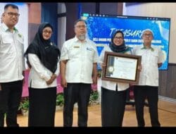 Tranparan dan Akuntable dalam Kelola Keuangan ,MAN 2 Langkat Terima Penghargaan dari KPPN Medan 2.