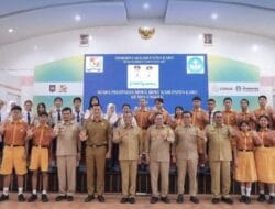 Terlindungi: Bupati Karo Lepas 25 Siswa Lolos SMA Unggulan Nasional