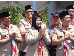 Plt Bupati Langkat Tiorita Semangati Kontingen Pramuka pada Penutupan Jamdasu XI Sumut